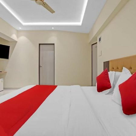 Hotel Sunrise Juhu Мумбаї Екстер'єр фото