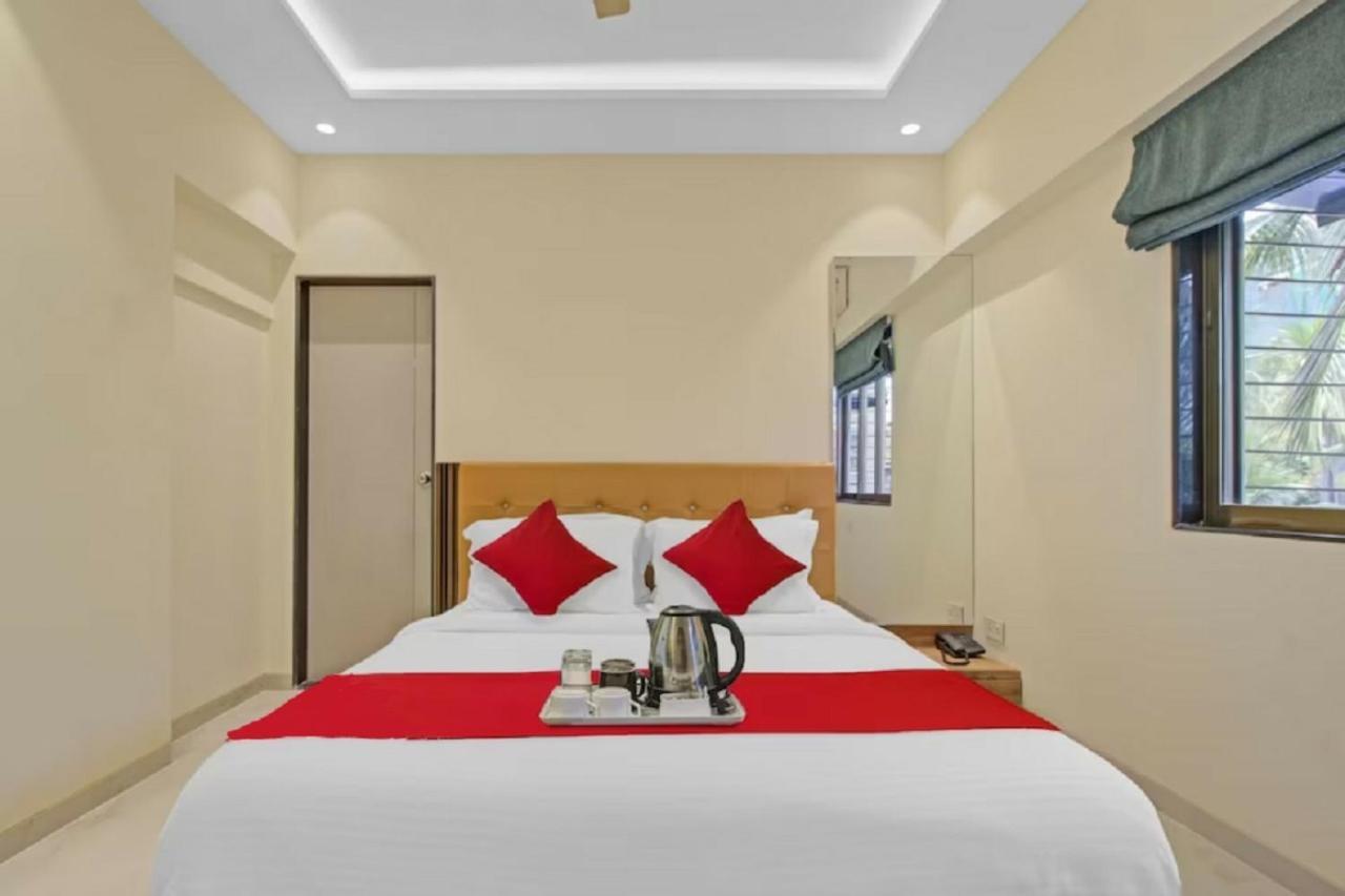 Hotel Sunrise Juhu Мумбаї Екстер'єр фото